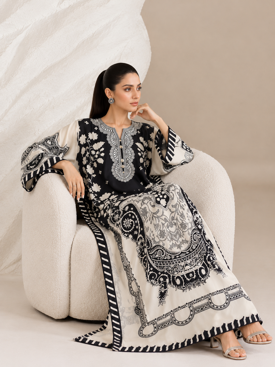 Jazmin Silk Printed Kaftaan 2 PCs