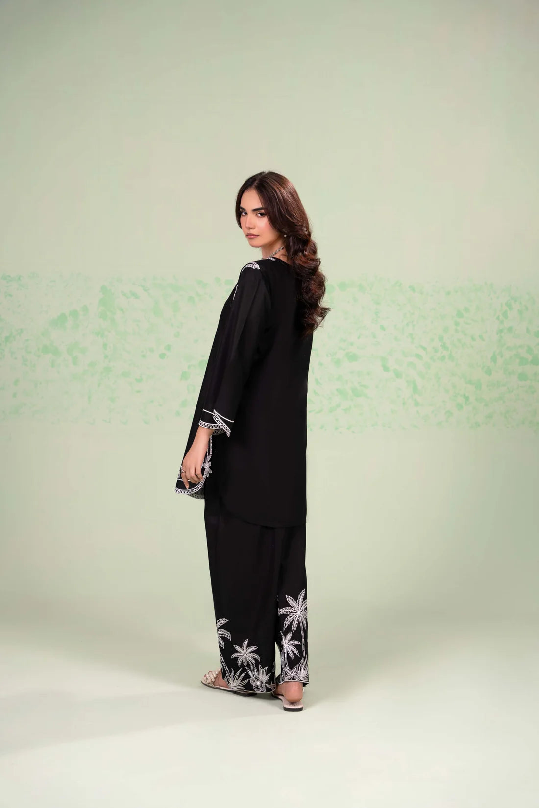 BLACK Beauty Embroided 2 PCs