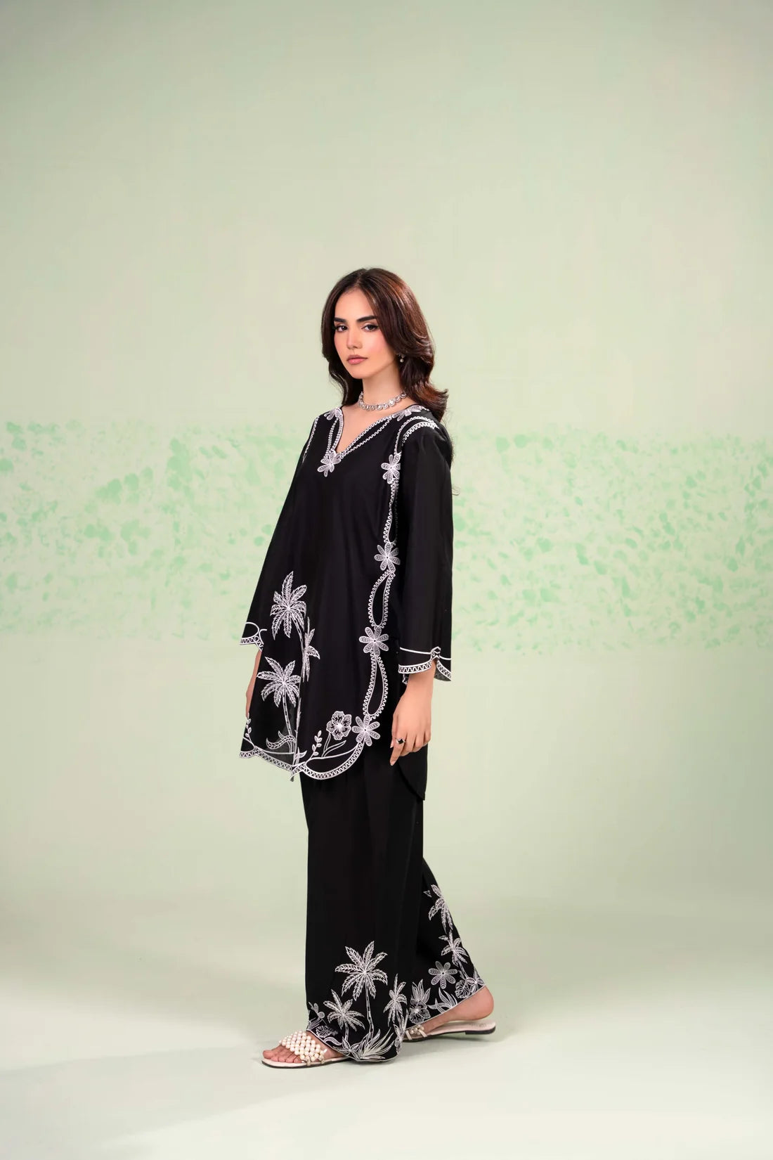 BLACK Beauty Embroided 2 PCs