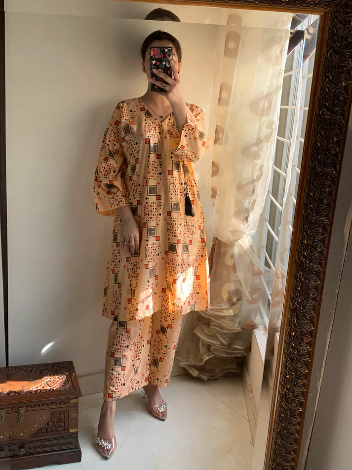 DilKash (Stitched 2 Pcs)