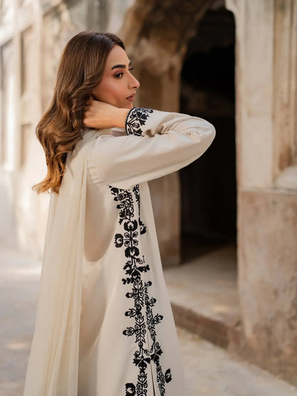 Celo (Stitched 3 Pcs)