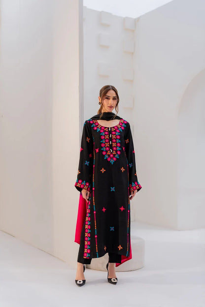 Nyra Embroided Long Length 3 PCs