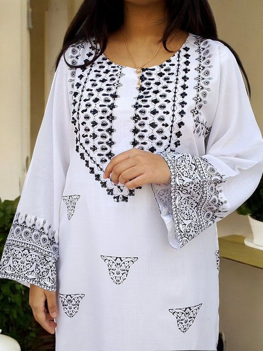 Zarwish Hand Work (Stitched 2 Pcs)