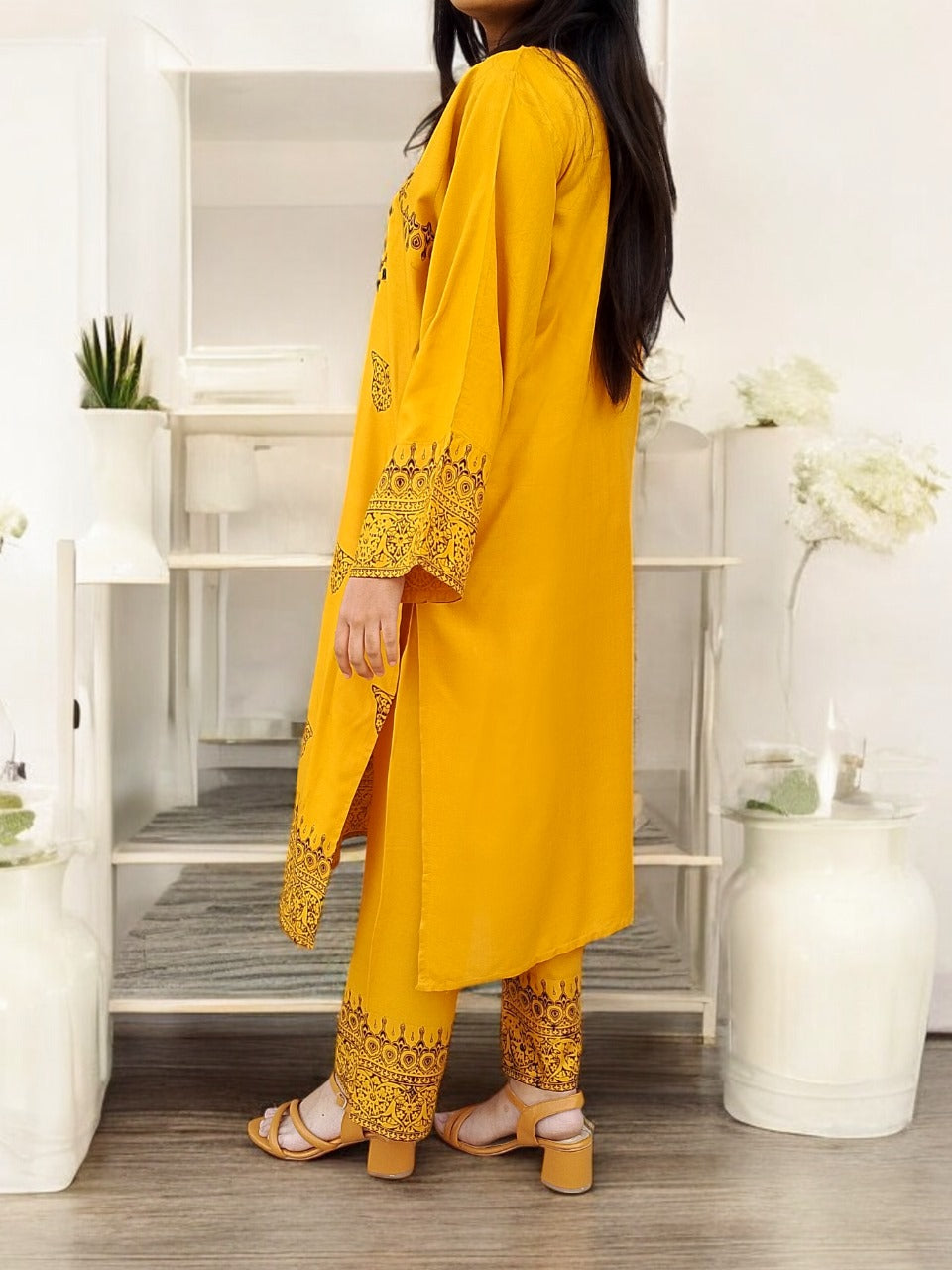Zarwish Hand Work (Stitched 2 Pcs)