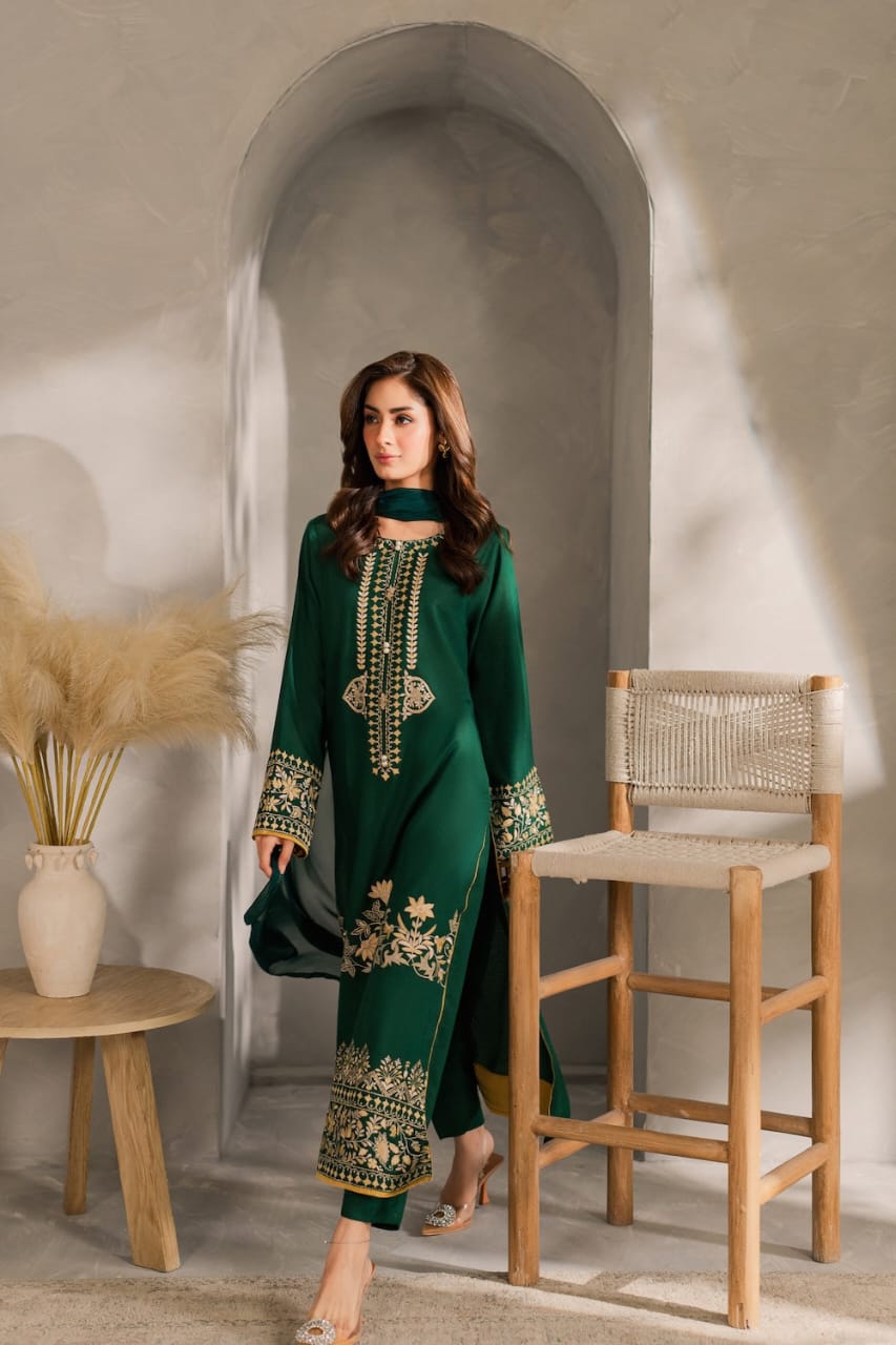 Bella Green LONG LENGHT ( Embroided 3 PCs)