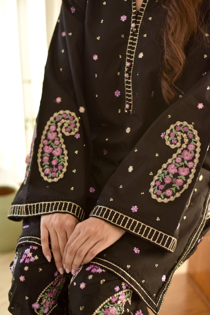 Black Cloud (Embroided 2 PCs)
