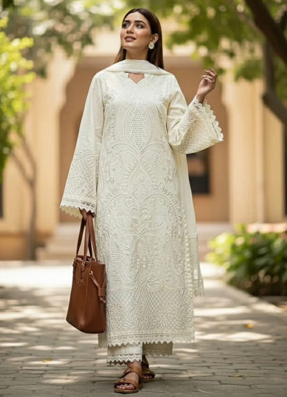Hoor Embroidered 3-Piece Suit