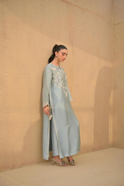 Garnesh Silk Embroided 2 PCs